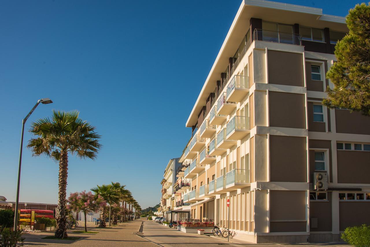 Hotel Ideal Cupra Marittima Buitenkant foto